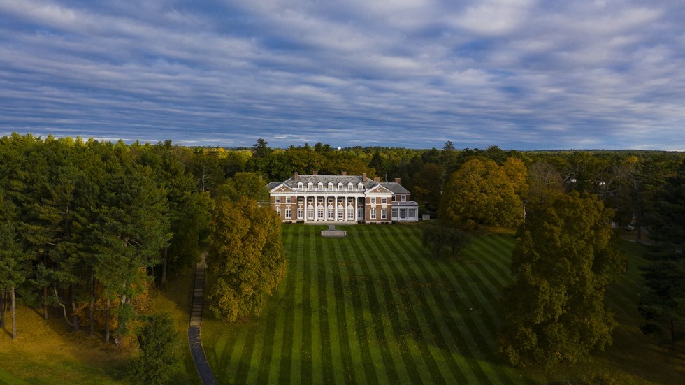 stonehill college group tour