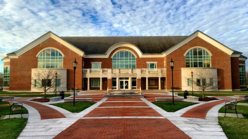 MacPhaidin Library