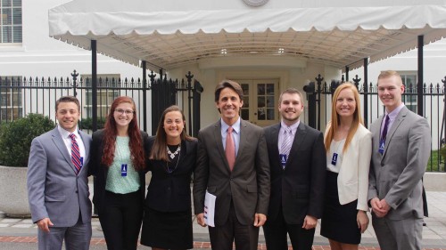Stonehill students visit David Simas '92, assistant to President Obama and director of the Office of Political Strategy and Outreach